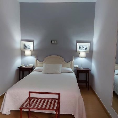 Hotel Londres Sewilla Zewnętrze zdjęcie